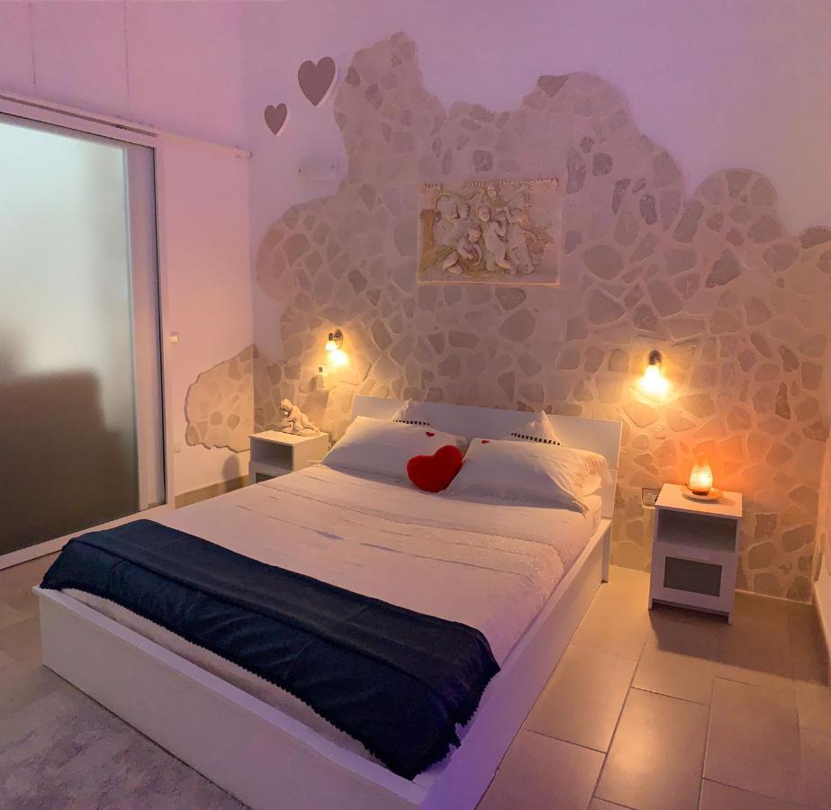 V&M Suite Con Jacuzzi أوستوني المظهر الخارجي الصورة